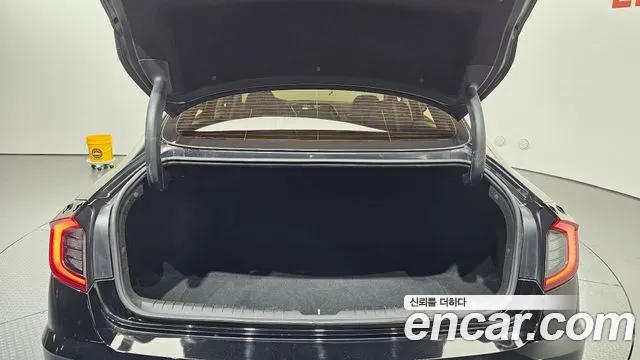 Hyundai Sonata 2020 — фото 20