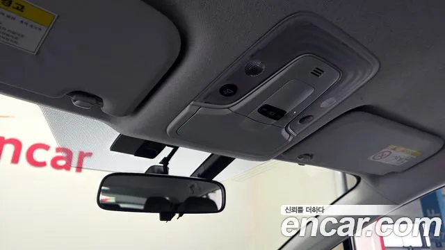 Toyota Prius 2017 — фото 15