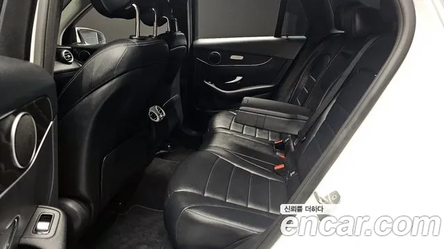 Mercedes-Benz GLC-Class 2019 — фото 16