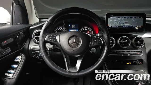 Mercedes-Benz GLC-Class 2019 — фото 18