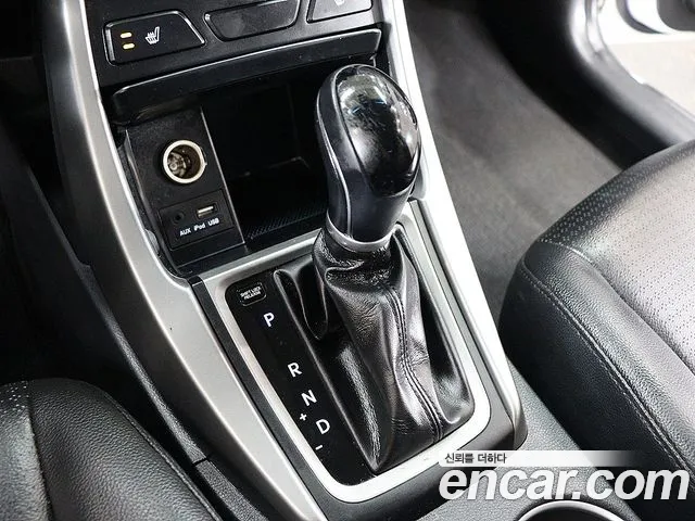 Hyundai AVANTE 2014 — фото 11