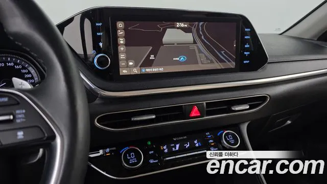 Hyundai Sonata 2020 — фото 19