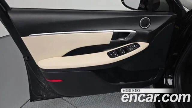 Hyundai Sonata 2020 — фото 14