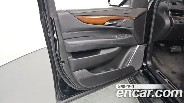 Cadillac Escalade 2020 — фото 14