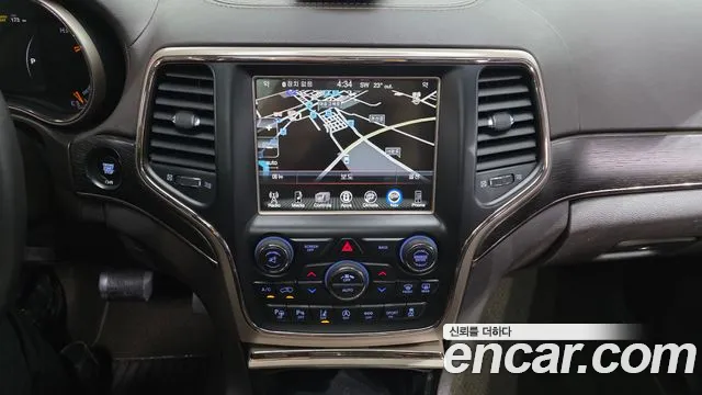Jeep Cherokee 2017 — фото 14