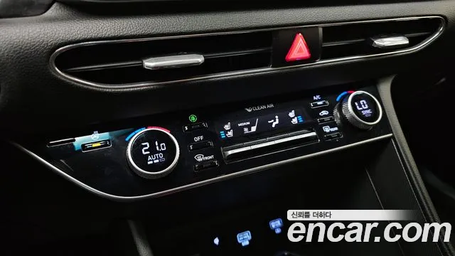 Hyundai Sonata 2020 — фото 19