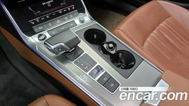 Audi A6 2021 — фото 12