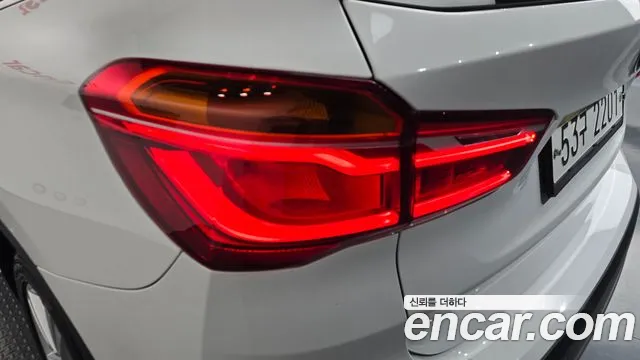BMW X1 2017 — фото 9