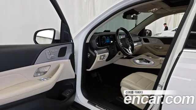 Mercedes-Benz GLE-Class 2021 — фото 13