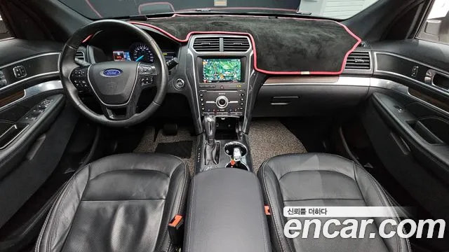 Ford Explorer 2019 — фото 10