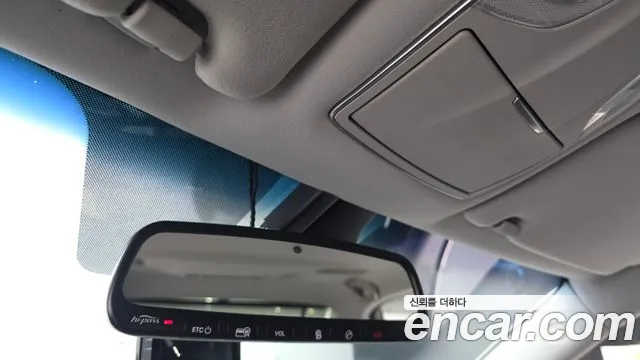 Hyundai Equus 2014 — фото 16