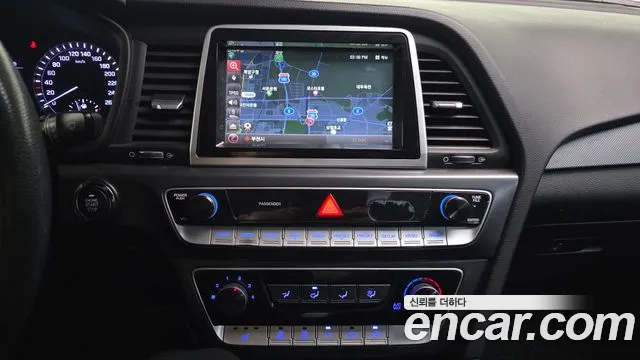 Hyundai Sonata 2018 — фото 13