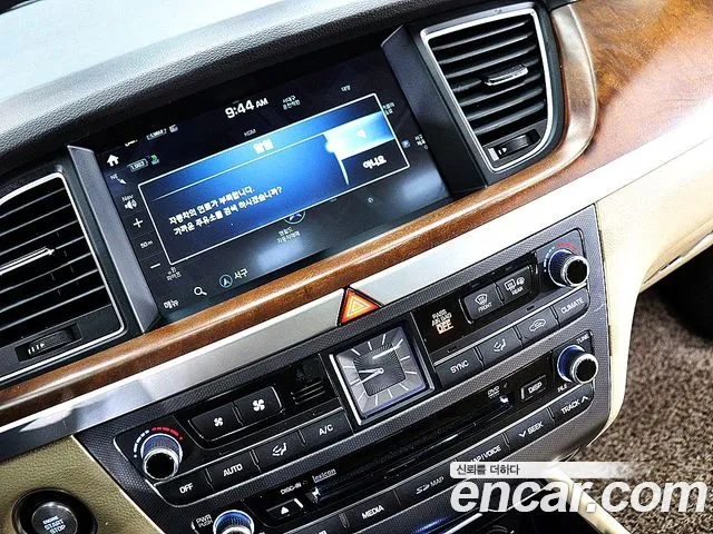 Hyundai Genesis 2016 — фото 6