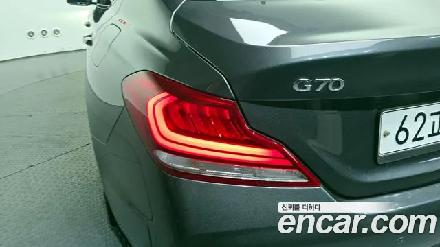 Genesis G70 2018 — фото 9