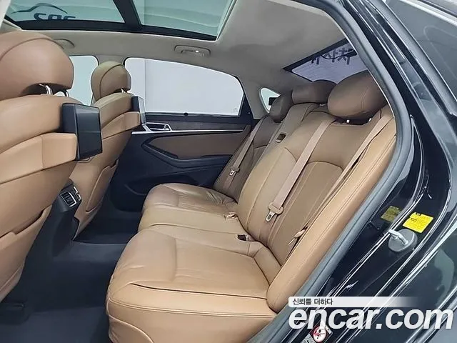 Hyundai Genesis 2016 — фото 12