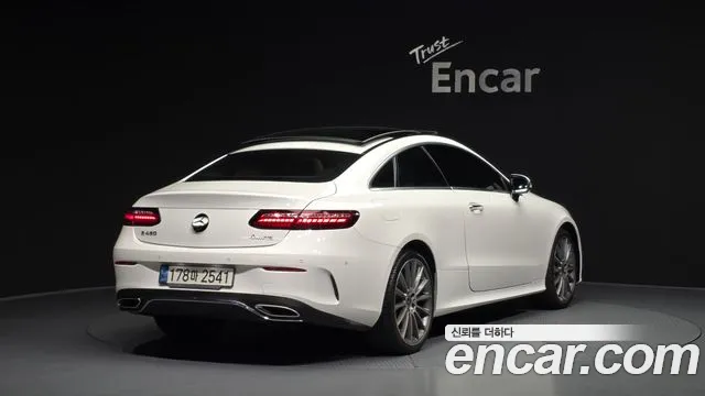 Mercedes-Benz E-Class 2021 — фото 2