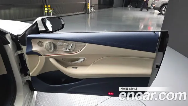 Mercedes-Benz E-Class 2021 — фото 14