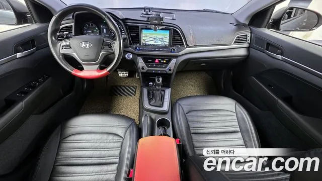 Hyundai AVANTE 2017 — фото 7