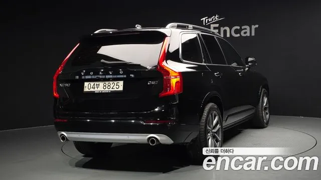 Volvo XC90 2018 — фото 2