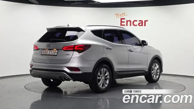Hyundai Santafe 2018 — фото 2
