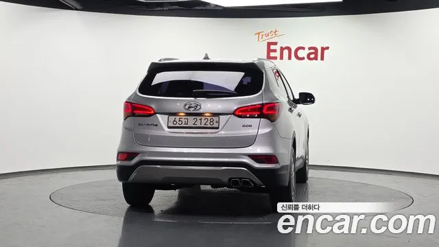 Hyundai Santafe 2018 — фото 4