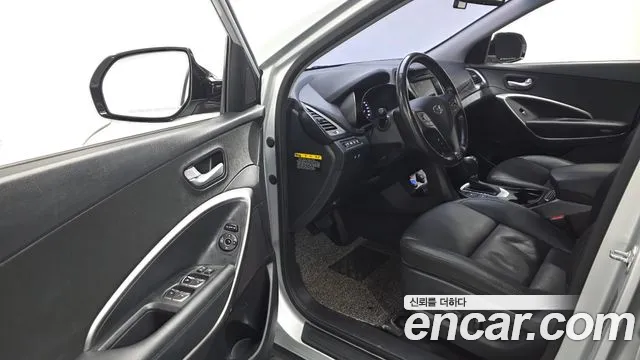 Hyundai Santafe 2018 — фото 13
