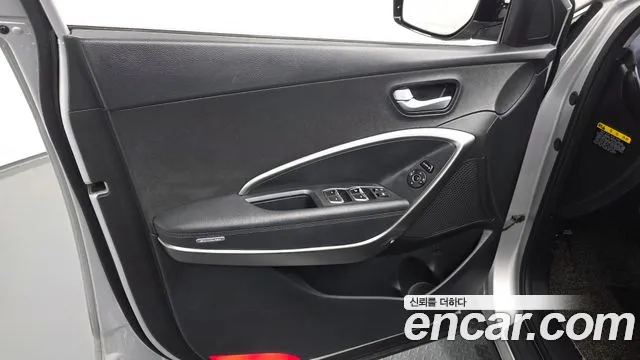 Hyundai Santafe 2018 — фото 14