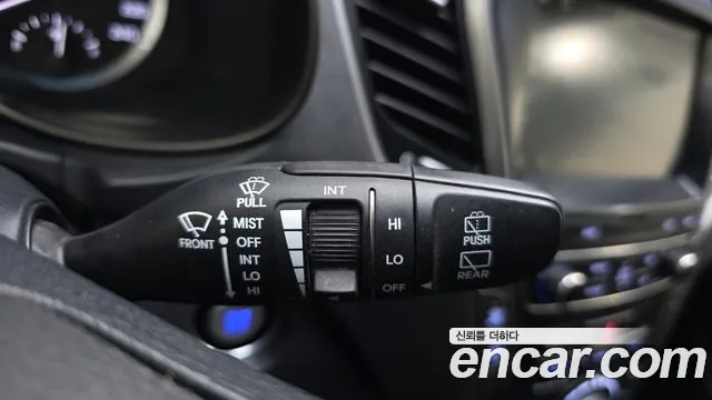 Hyundai Santafe 2018 — фото 16