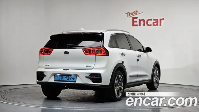 Kia Niro 2019 — фото 2