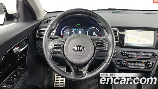 Kia Niro 2019 — фото 19