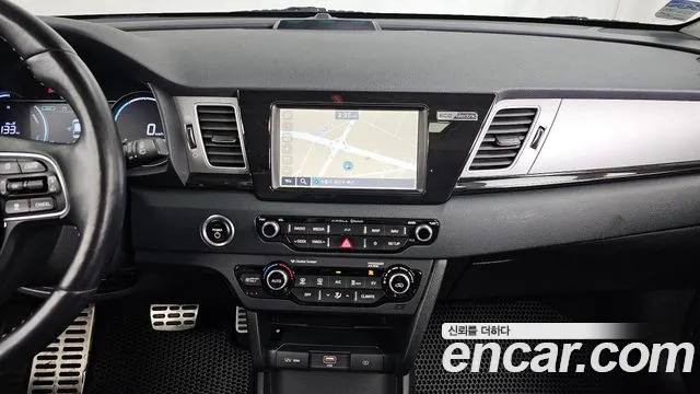 Kia Niro 2019 — фото 20