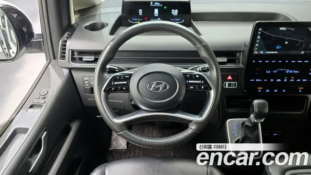 Hyundai Staria 2022 — фото 18