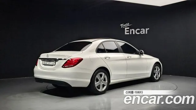 Mercedes-Benz C-Class 2016 — фото 2
