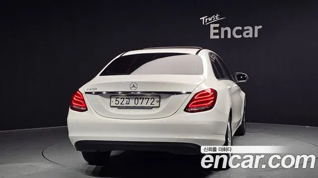 Mercedes-Benz C-Class 2016 — фото 4