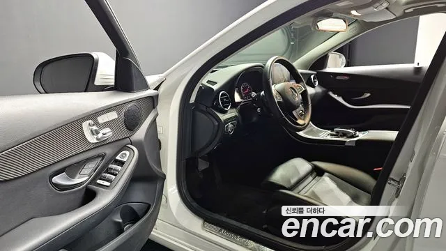 Mercedes-Benz C-Class 2016 — фото 10