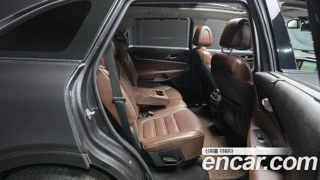 Kia Sorento 2017 — фото 12