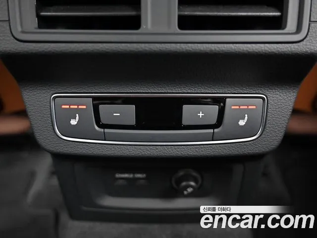 Audi Q5 2023 — фото 16