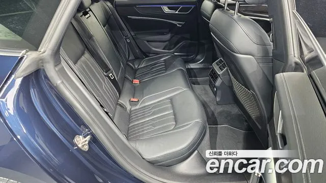 Audi A7 2020 — фото 11