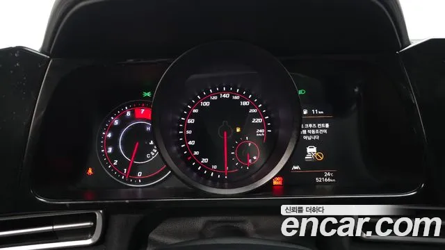 Hyundai AVANTE 2023 — фото 11