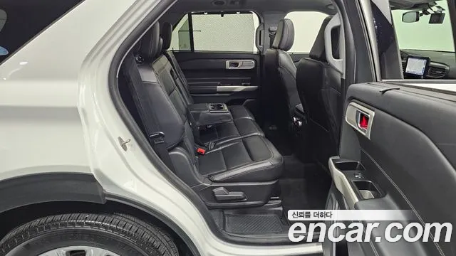 Ford Explorer 2023 — фото 12