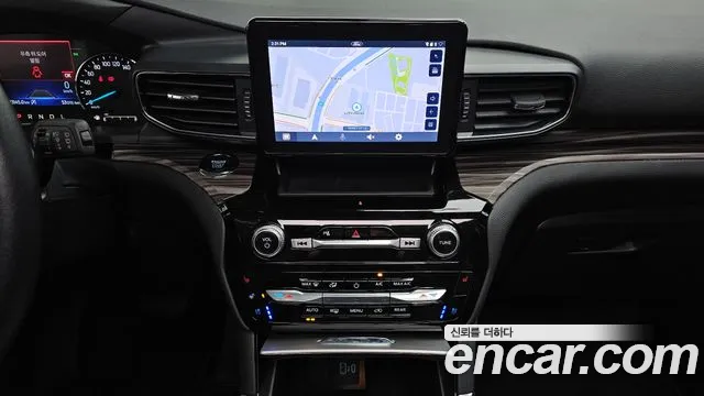 Ford Explorer 2023 — фото 14