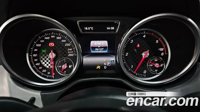 Mercedes-Benz GLE-Class 2018 — фото 11