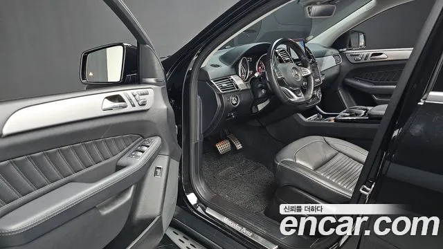 Mercedes-Benz GLE-Class 2018 — фото 17