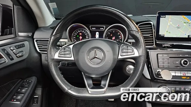Mercedes-Benz GLE-Class 2018 — фото 19