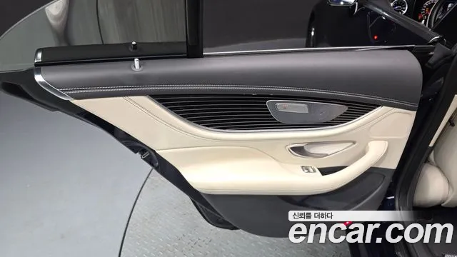 Mercedes-Benz CLS-Class 2019 — фото 15