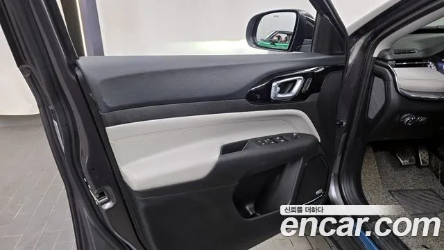 Jeep Compass 2022 — фото 14