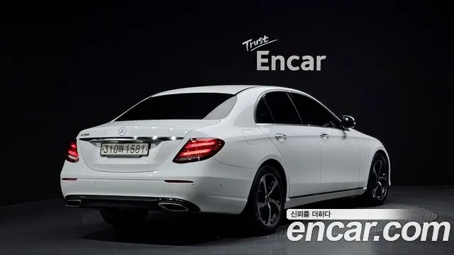 Mercedes-Benz E-Class 2020 — фото 2