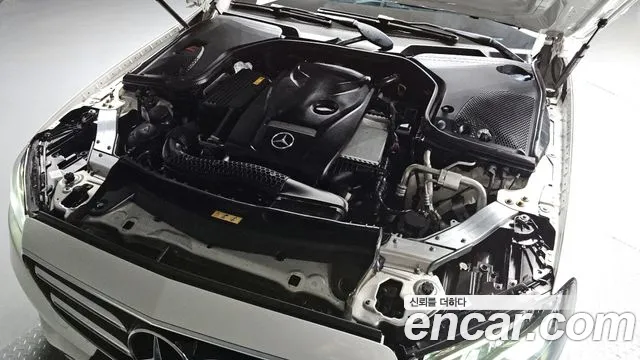 Mercedes-Benz E-Class 2020 — фото 6