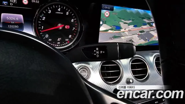 Mercedes-Benz E-Class 2020 — фото 12