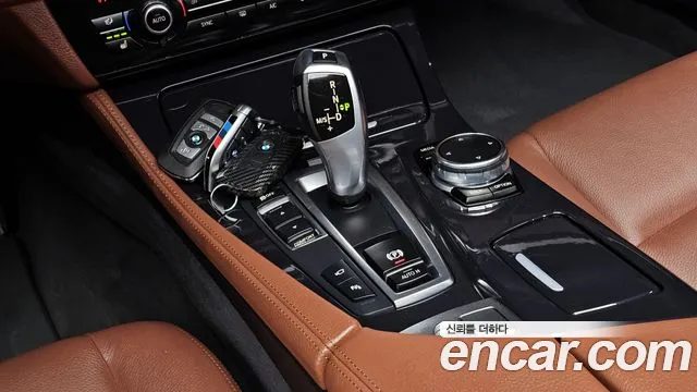 BMW 5-Series 2016 — фото 11